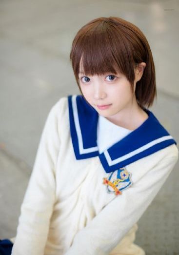 女大学生的沙龙室免费看