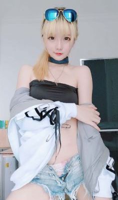 一个卖房子的女人