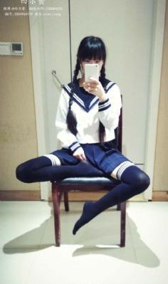 到了联谊会上发现一个女孩都没有