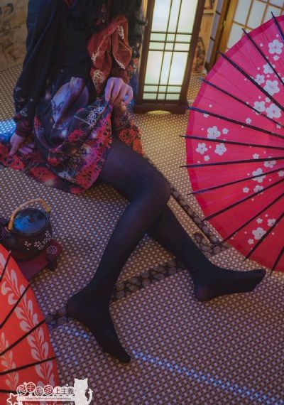 夜夜躁狠狠躁日日躁2022荷花