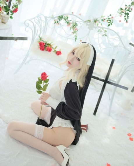 动漫美女动漫在线看