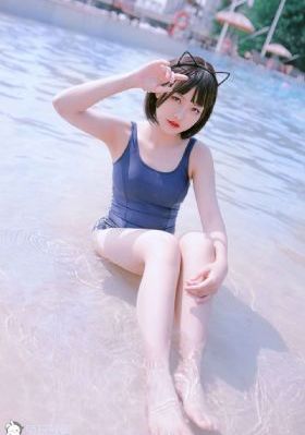 被老板抱进办公室糟蹋h