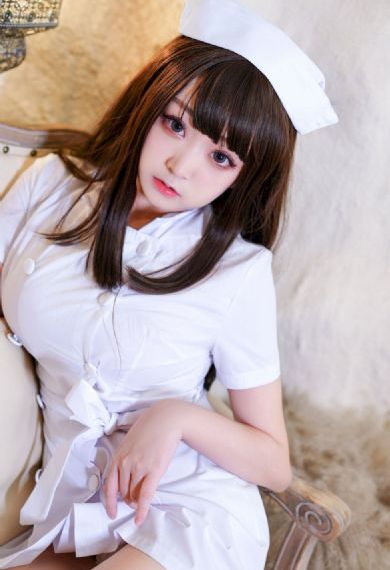 丰满女邻居的嫩苞张开视频