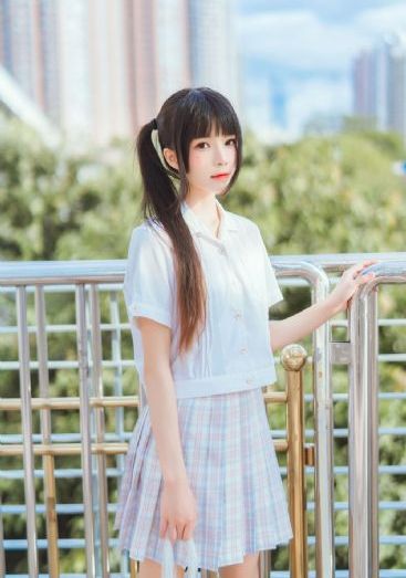 《课中坏事2》在线观看